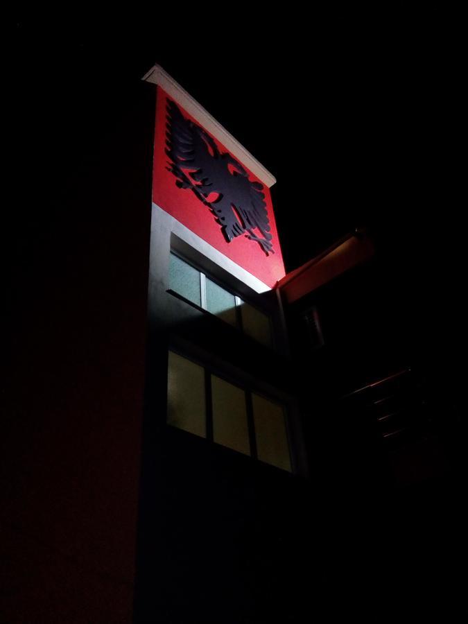 Përmet Eagle Houseヴィラ エクステリア 写真